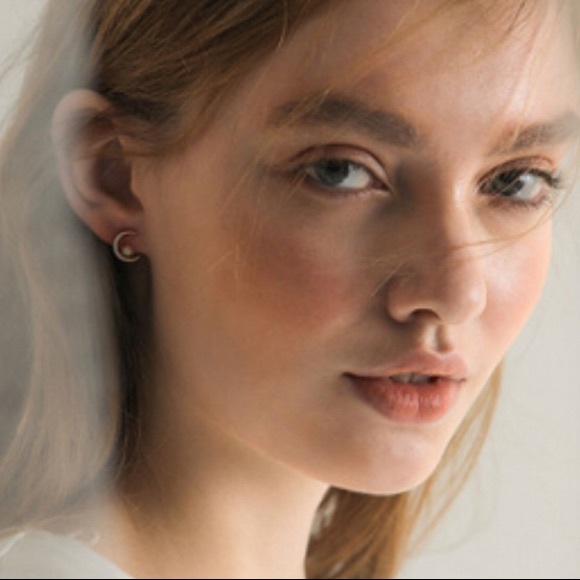 3/$30 Lily Sun and Moon Earrings - Picture 2 of 3